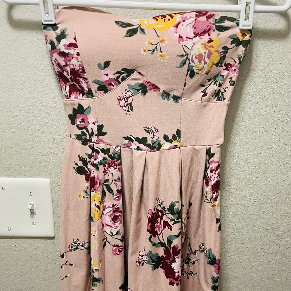 Beautiful floral dress 🌸🌺💐